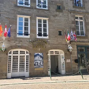 Elizabeth Saint-Malo
